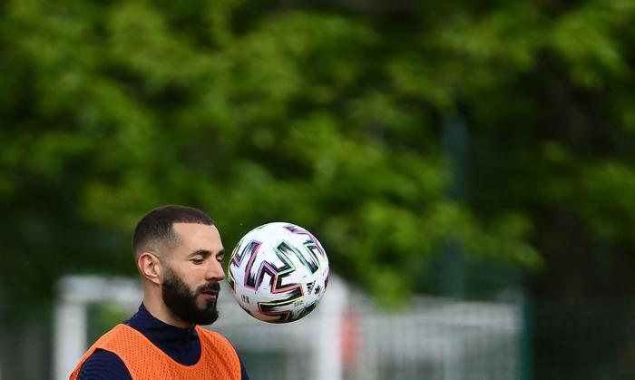 Benzema, Fransa Milli Takımına geri döndü İdmandan kareler...