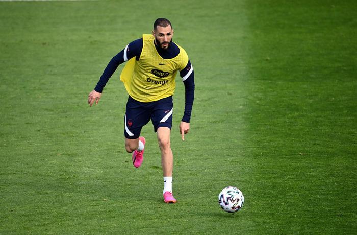 Benzema, Fransa Milli Takımına geri döndü İdmandan kareler...