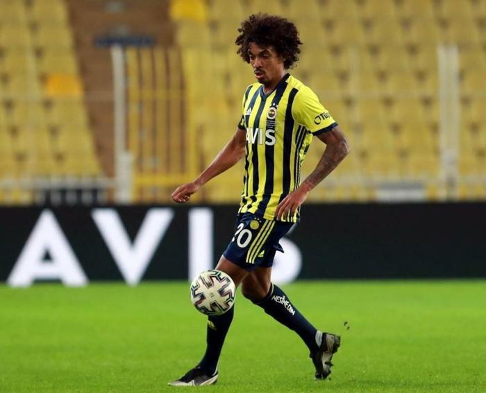 Fenerbahçede ayrılık Luiz Gustavo kararını verdi