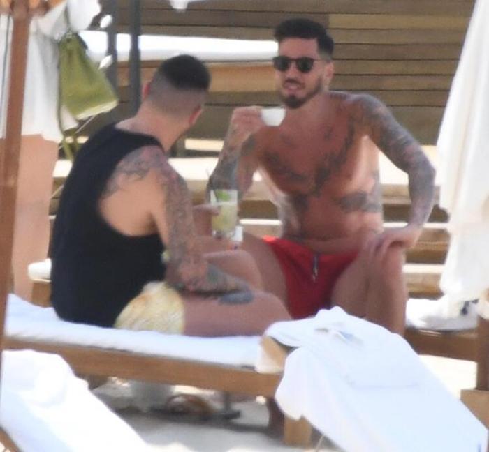 Jose Sosa ve Ryan Donkun Bodrum keyfi