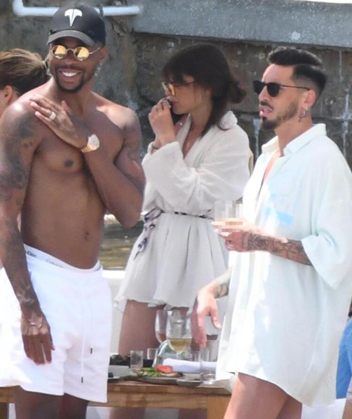 Jose Sosa ve Ryan Donkun Bodrum keyfi