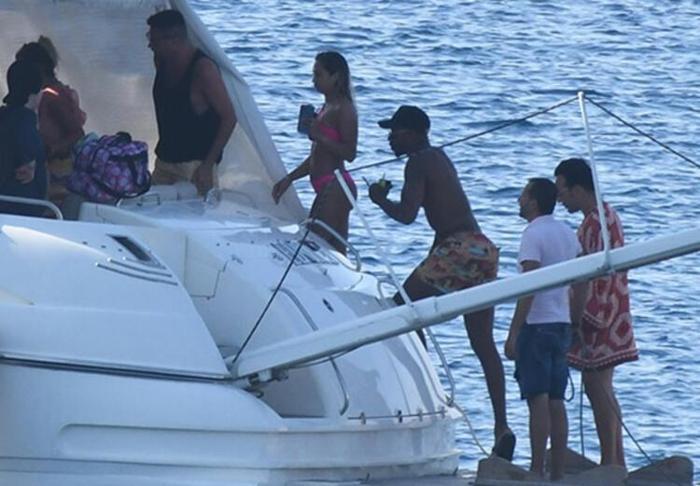 Jose Sosa ve Ryan Donkun Bodrum keyfi