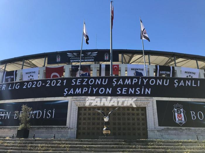 Beşiktaş, şampiyonluk kutlamalarına başladı