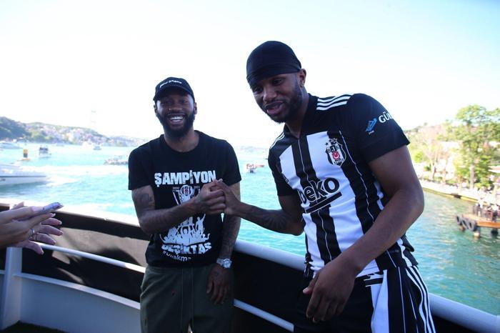 Beşiktaş, şampiyonluk kutlamalarına başladı