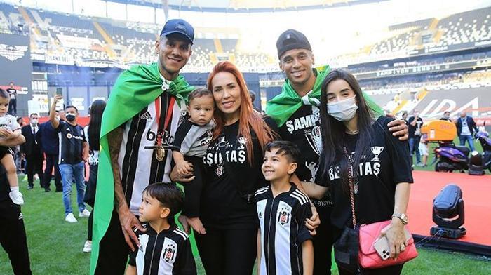Beşiktaş, şampiyonluk kutlamalarına başladı