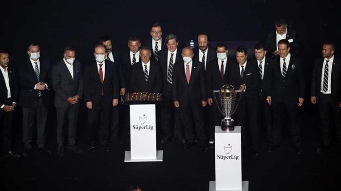 Beşiktaş, şampiyonluk kutlamalarına başladı