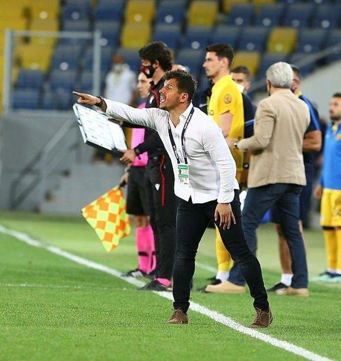 Son dakika: Fenerbahçeden Vedat Muriqi için girişimler başladı