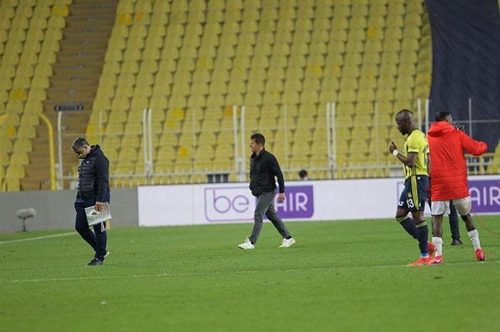 Sivasspor maçının ardından Fenerbahçeli futbolcular yıkıldı