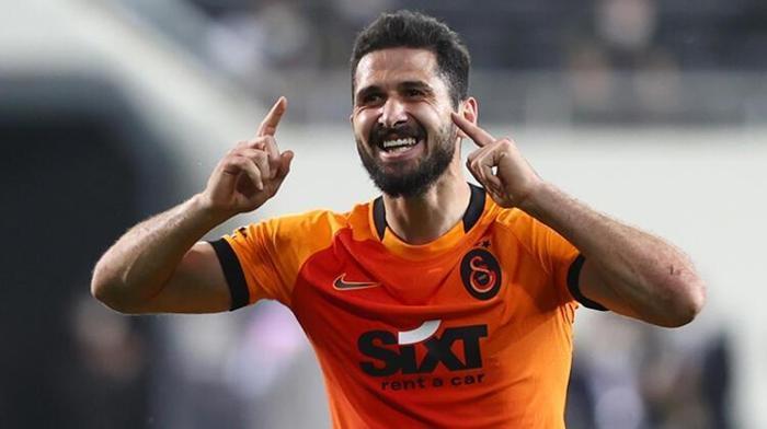 Galatasaraydan Beşiktaş derbisi sonrası ilk imza 2 yıllık anlaşma sağlandı