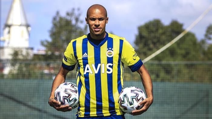 Fenerbahçede son dakika gelişmesi | 3 transfer birden...