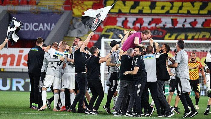 Beşiktaştan tarihi şampiyonluk