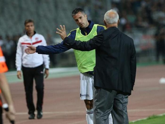 Saha komiserine Yıldırım engel