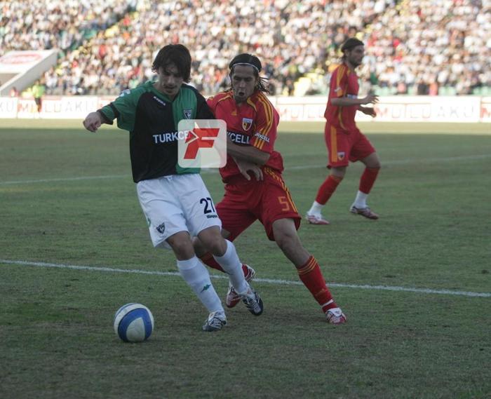 GÖKHAN GÜLEÇ