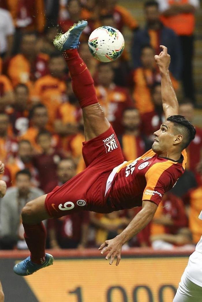 Fanatik yazarlarının Galatasaray - Kasımpaşa maçı yorumları