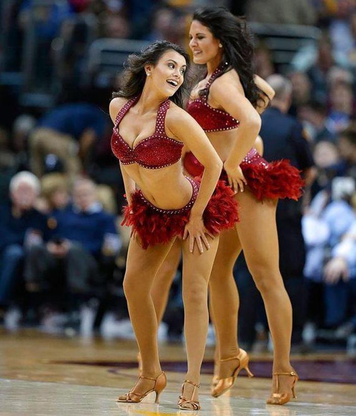 NBAdeki en güzel dansçı (ponpon) kızlar