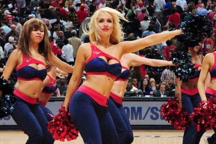 NBAdeki en güzel dansçı (ponpon) kızlar