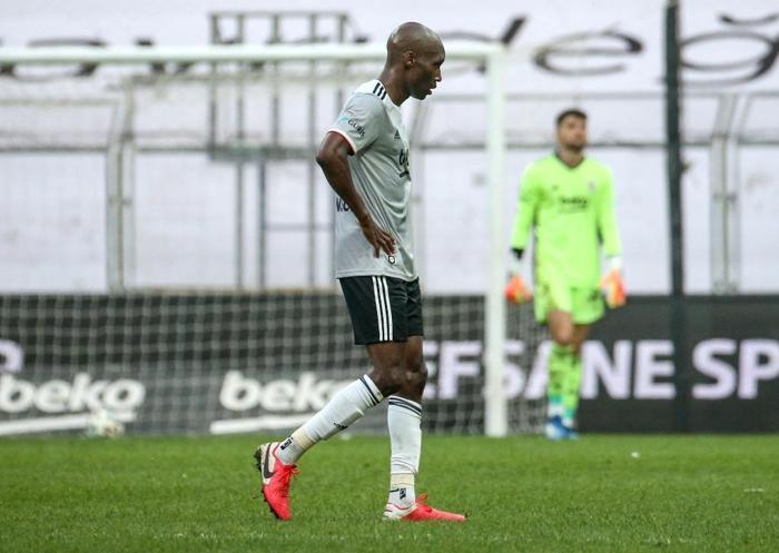 ATIBA HUTCHINSON