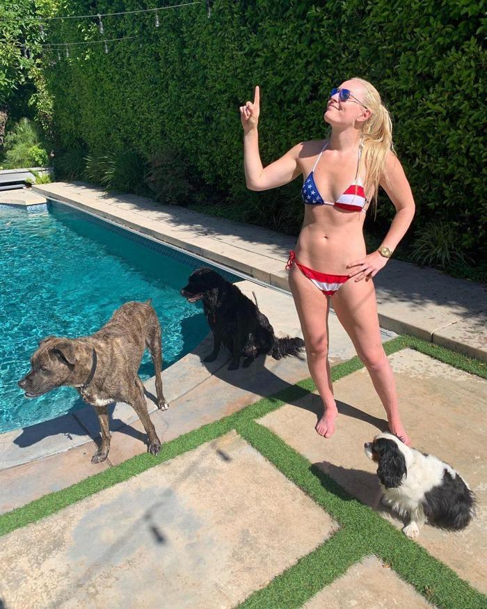 Lindsey Vonn selülitli fotoğrafını paylaşıp isyan etti