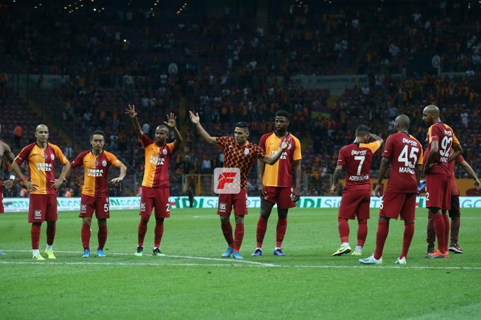 Radamel Falcaodan Kasımpaşa maçı sonu 3lü
