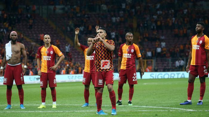 Radamel Falcaodan Kasımpaşa maçı sonu 3lü