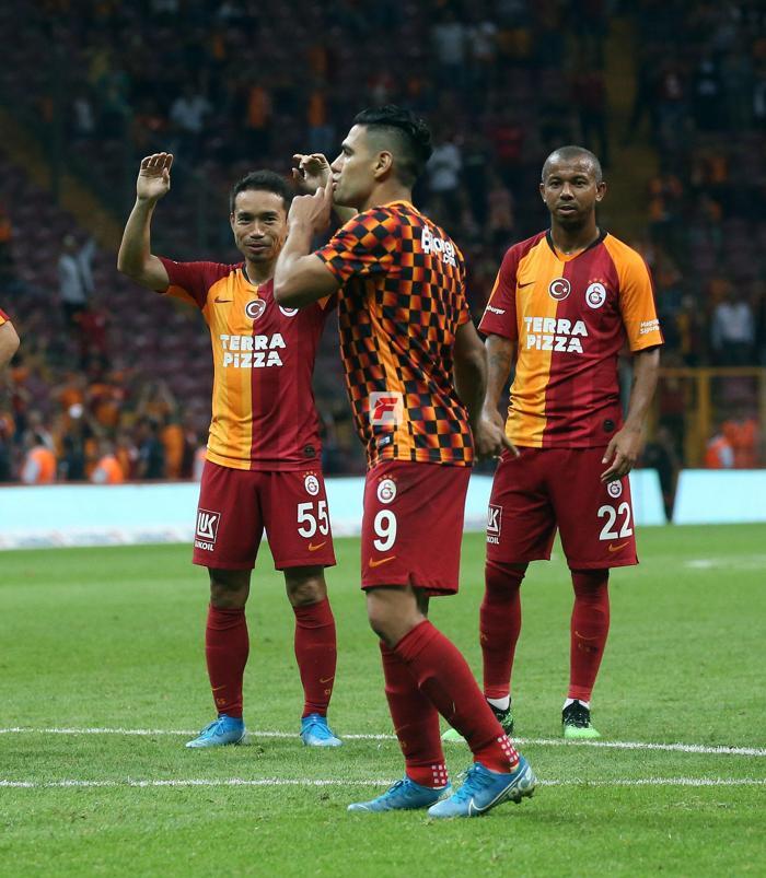 Radamel Falcaodan Kasımpaşa maçı sonu 3lü
