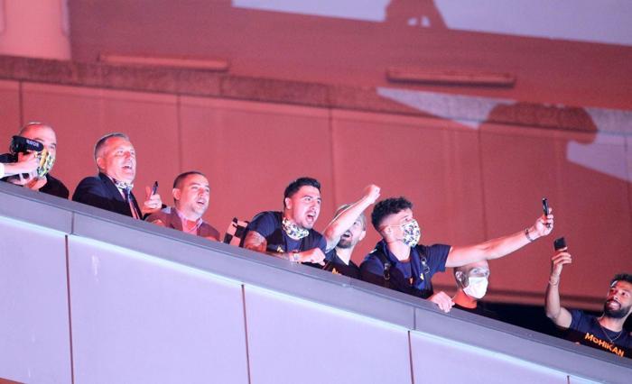 Fenerbahçe şampiyonluk moduna girdi Kadıköy alev alev