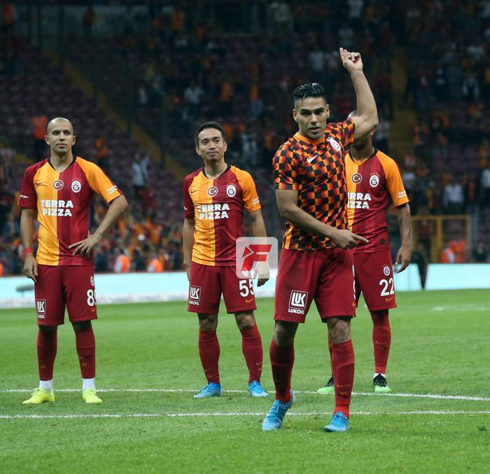 Radamel Falcaodan Kasımpaşa maçı sonu 3lü