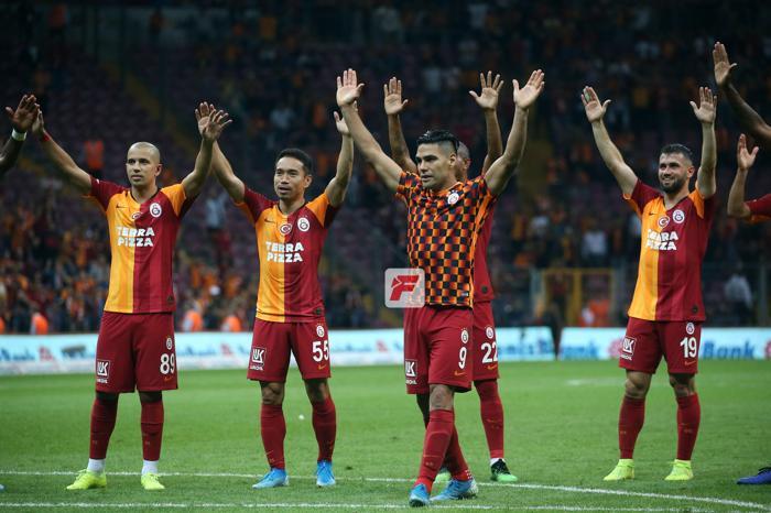Radamel Falcaodan Kasımpaşa maçı sonu 3lü