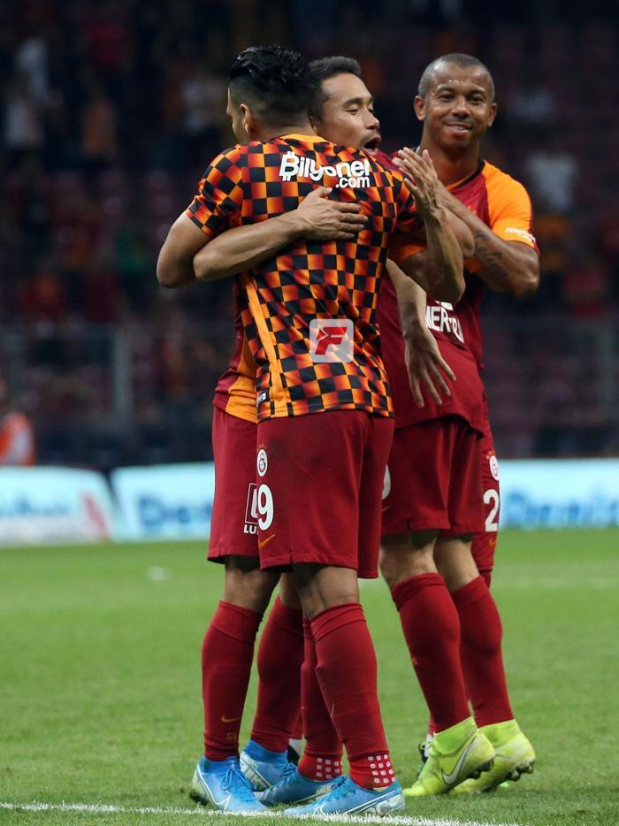 Radamel Falcaodan Kasımpaşa maçı sonu 3lü