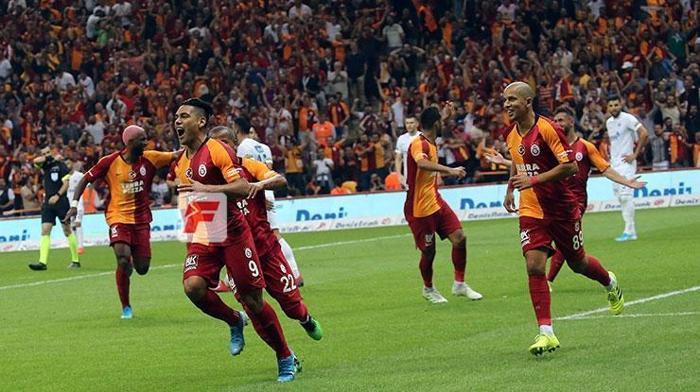 Galatasaray - Kasımpaşa maçında gerginlik Quaresma...