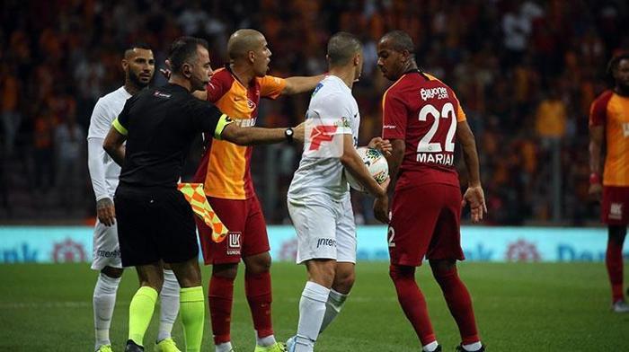 Galatasaray - Kasımpaşa maçında gerginlik Quaresma...