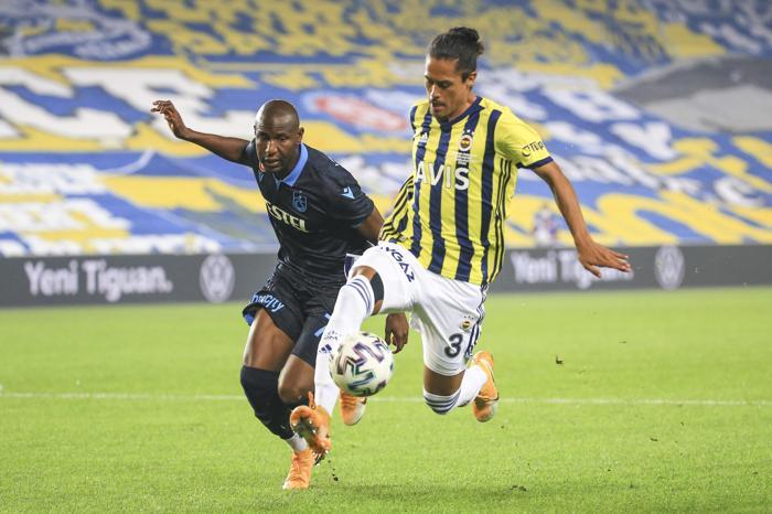 Fenerbahçe - Trabzonspor | Jose Sosa ile Filip Novak eski takım arkadaşlarıyla hasret giderdi