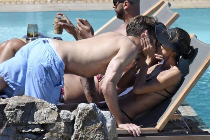 Izabel Goulart nefesleri kesiyor