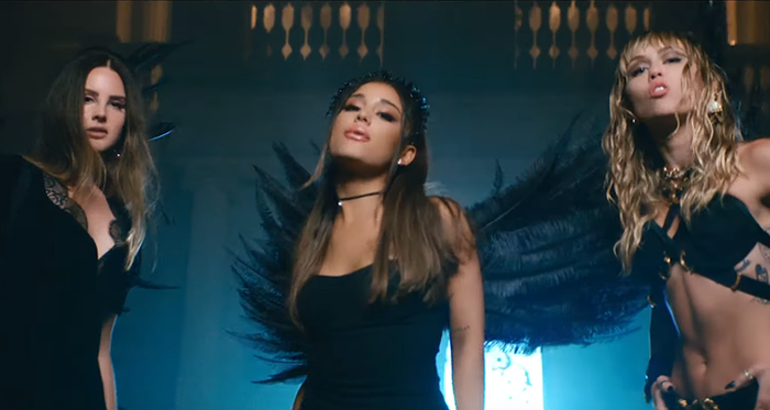 Müziğin devlerinden olay video klip
