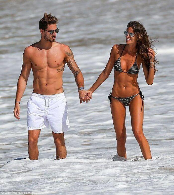 Izabel Goulart nefesleri kesiyor