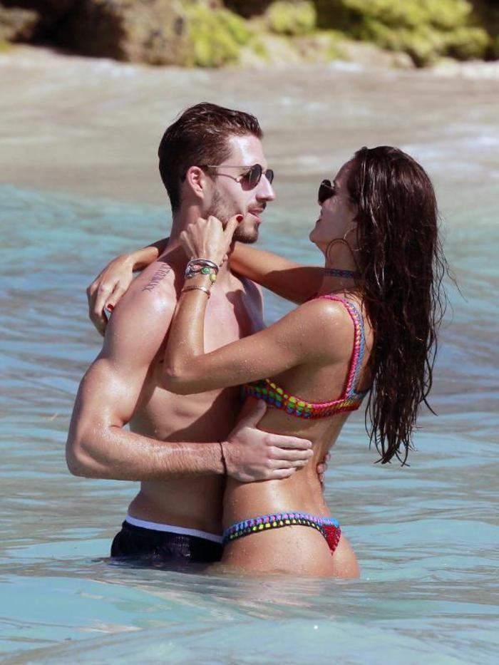Izabel Goulart nefesleri kesiyor