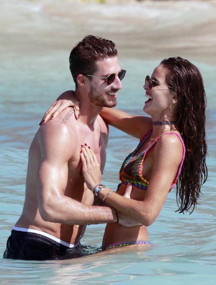 Izabel Goulart nefesleri kesiyor
