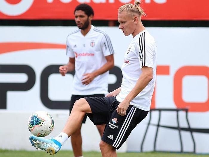 Beşiktaş açıkladı Burak Yılmazda son durum