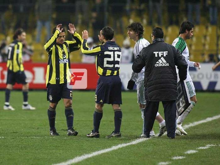 Fenerbahçelilerin en çok özlediği teknik adam: Arthur Zico