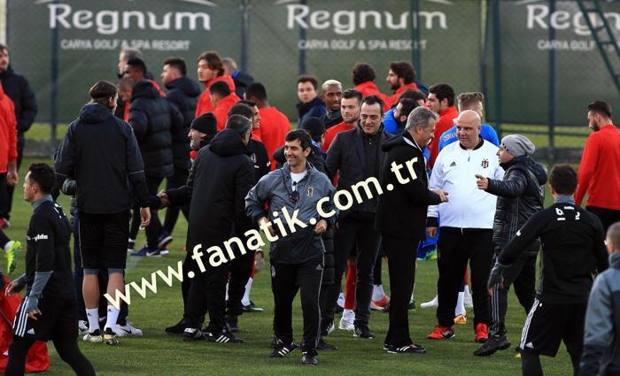 Dikkatlerden kaçmayan detay Samuel Etoo ve Şenol Güneş...