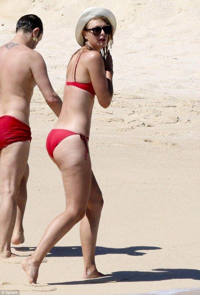 Sharapova tatilde