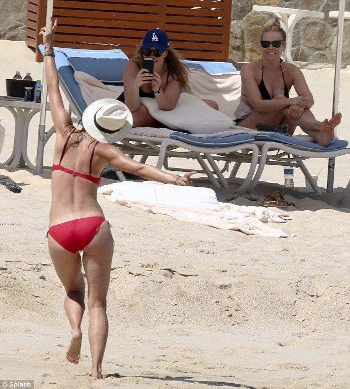 Sharapova tatilde
