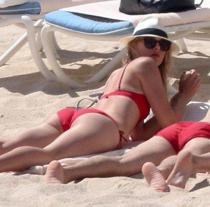 Sharapova tatilde