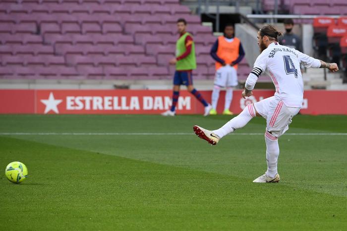 Barcelona-Real Madrid maçı nefesleri kesti El Clasicodan en özel fotoğraflar