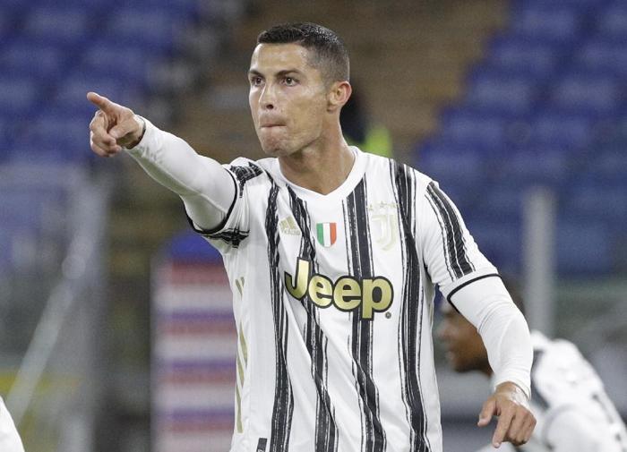 Cristiano Ronaldo - Haftalık 1.7 milyon Pound