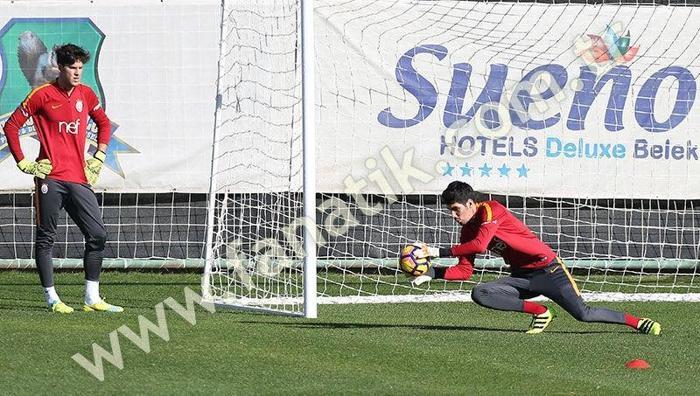 Fernando Muslera idmana eli bandajlı çıktı