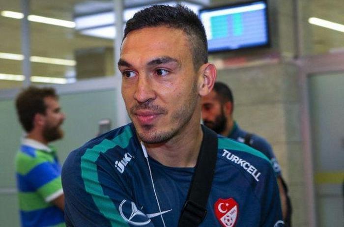 FIFA 16ya göre en iyi 40 Türk futbolcu