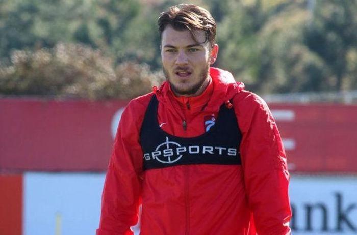 FIFA 16ya göre en iyi 40 Türk futbolcu