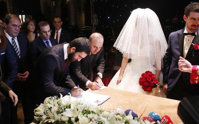 Arda Turan ve Samuel Etoo nikah şahidi oldu