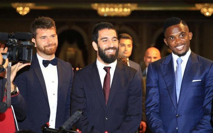 Arda Turan ve Samuel Etoo nikah şahidi oldu
